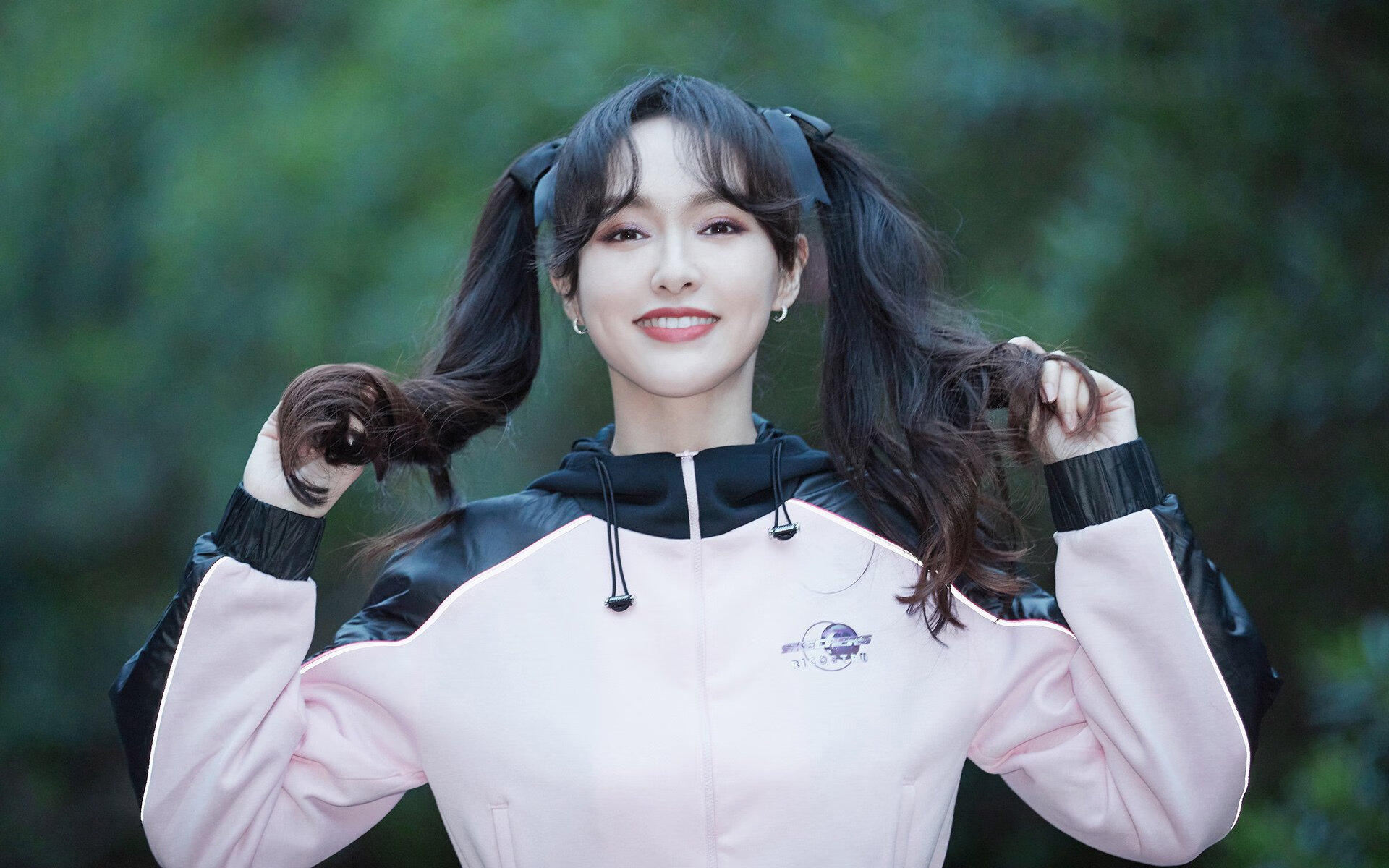 跨界制霸，当丹麦引擎在奥地利轰鸣，梅西却在摩纳哥弯道接管比赛