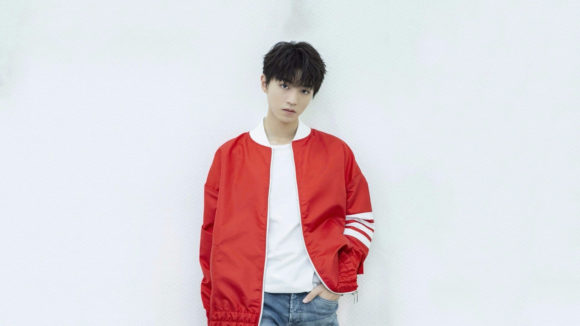 恩比德再现帝王时刻，关键节点连取11分，太阳光晕难掩费城砥柱